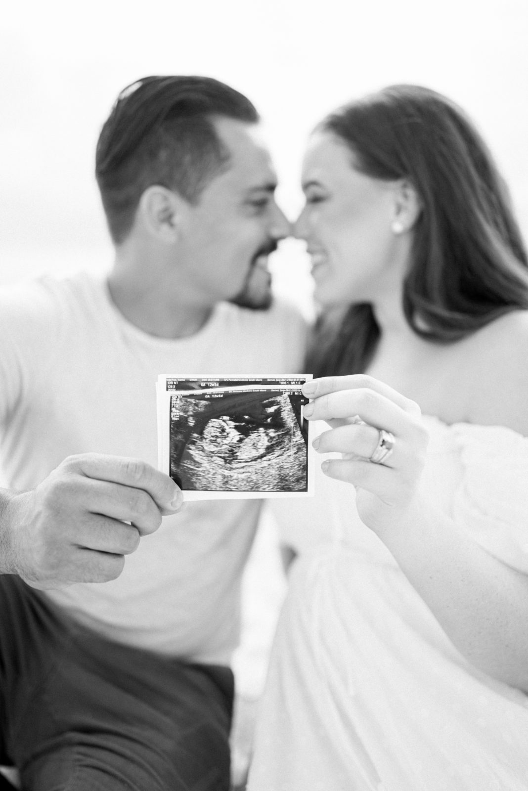 Pregnancy announcement with ultrasound