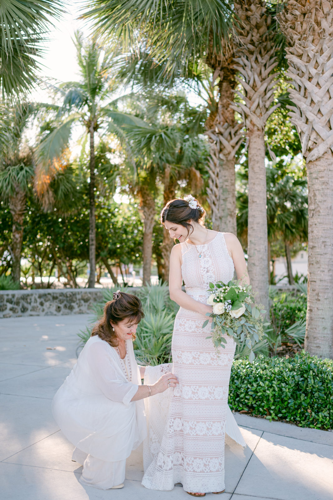 Bride getting ready with her mom in Miami Beach