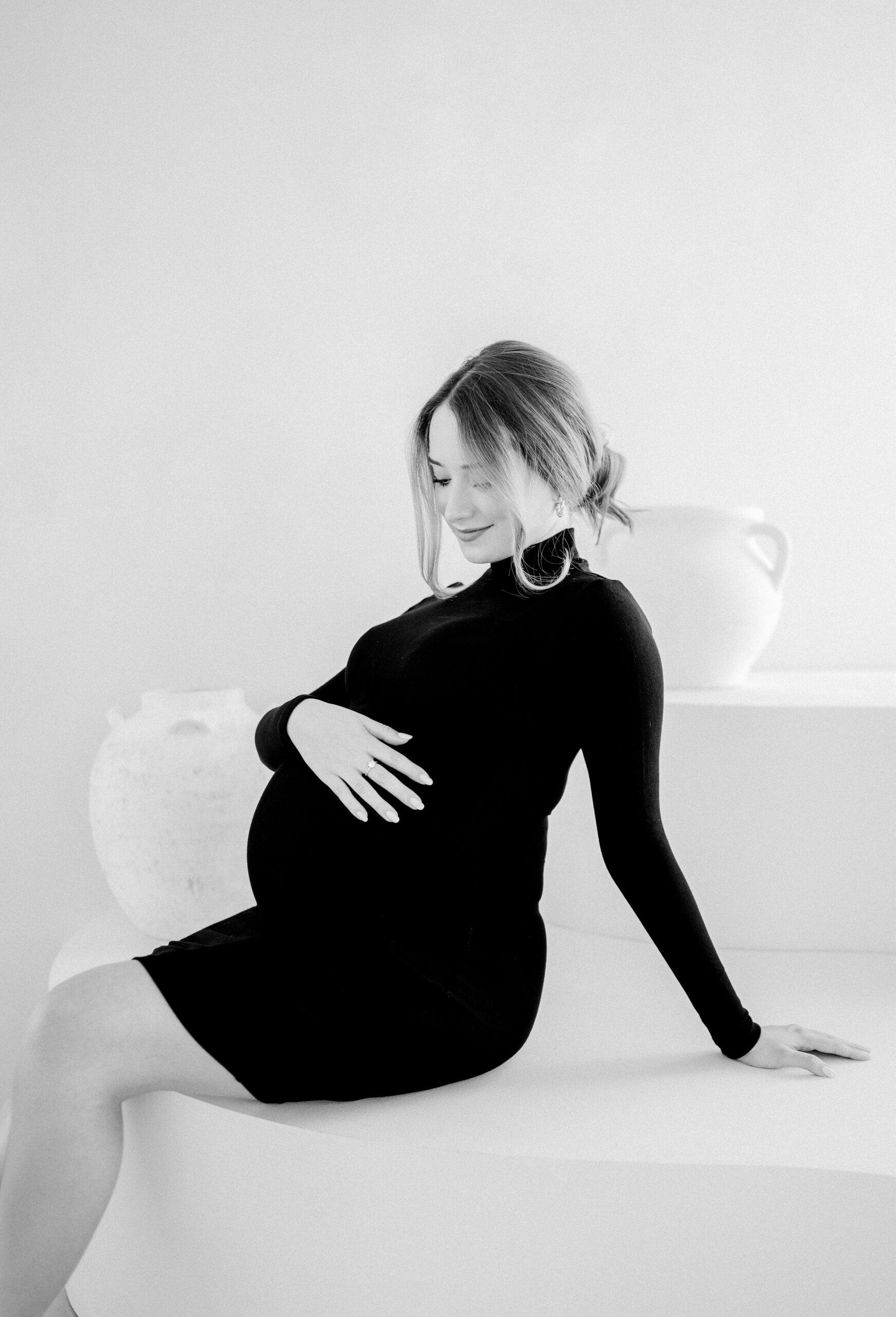 Black and white timeless maternity photo in Nova studio Mint Room Miami