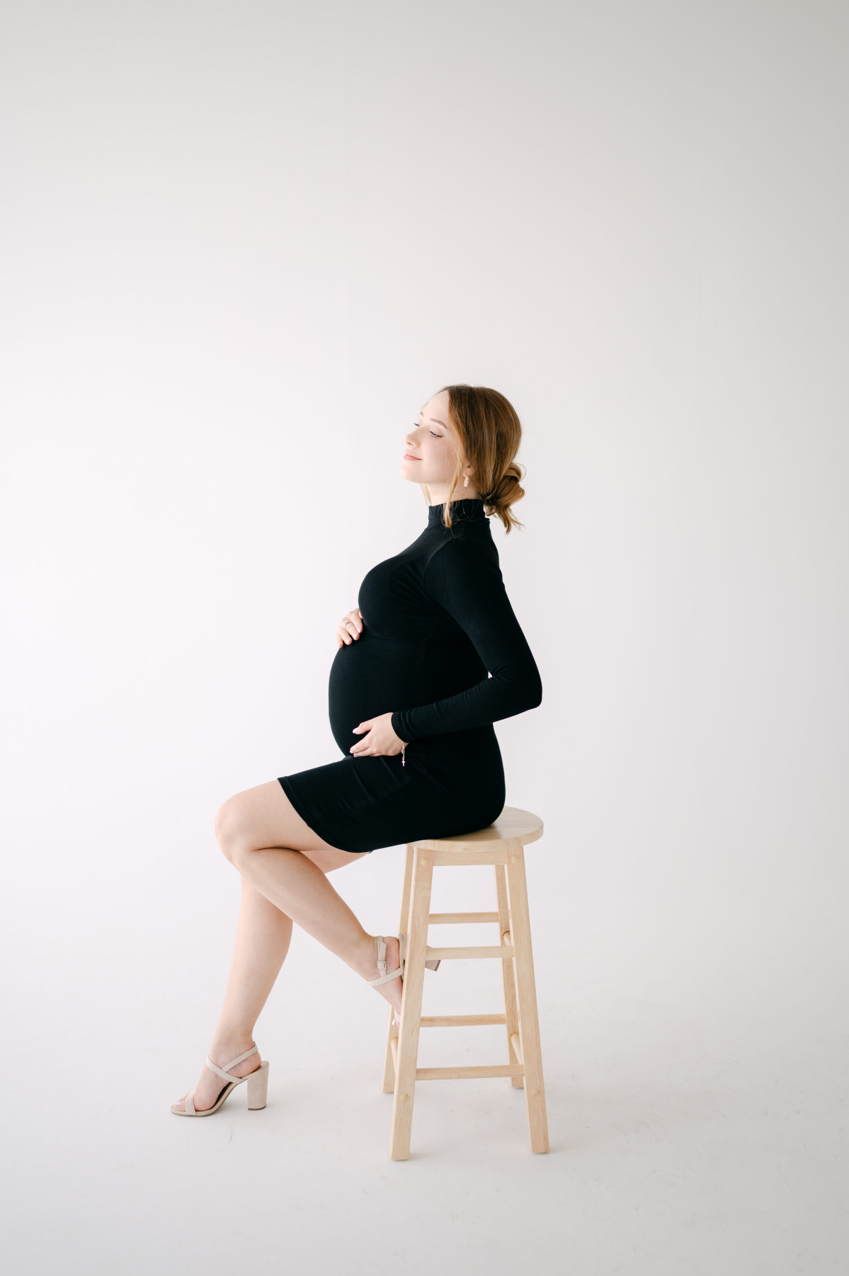 pregnant mom in new miami studio