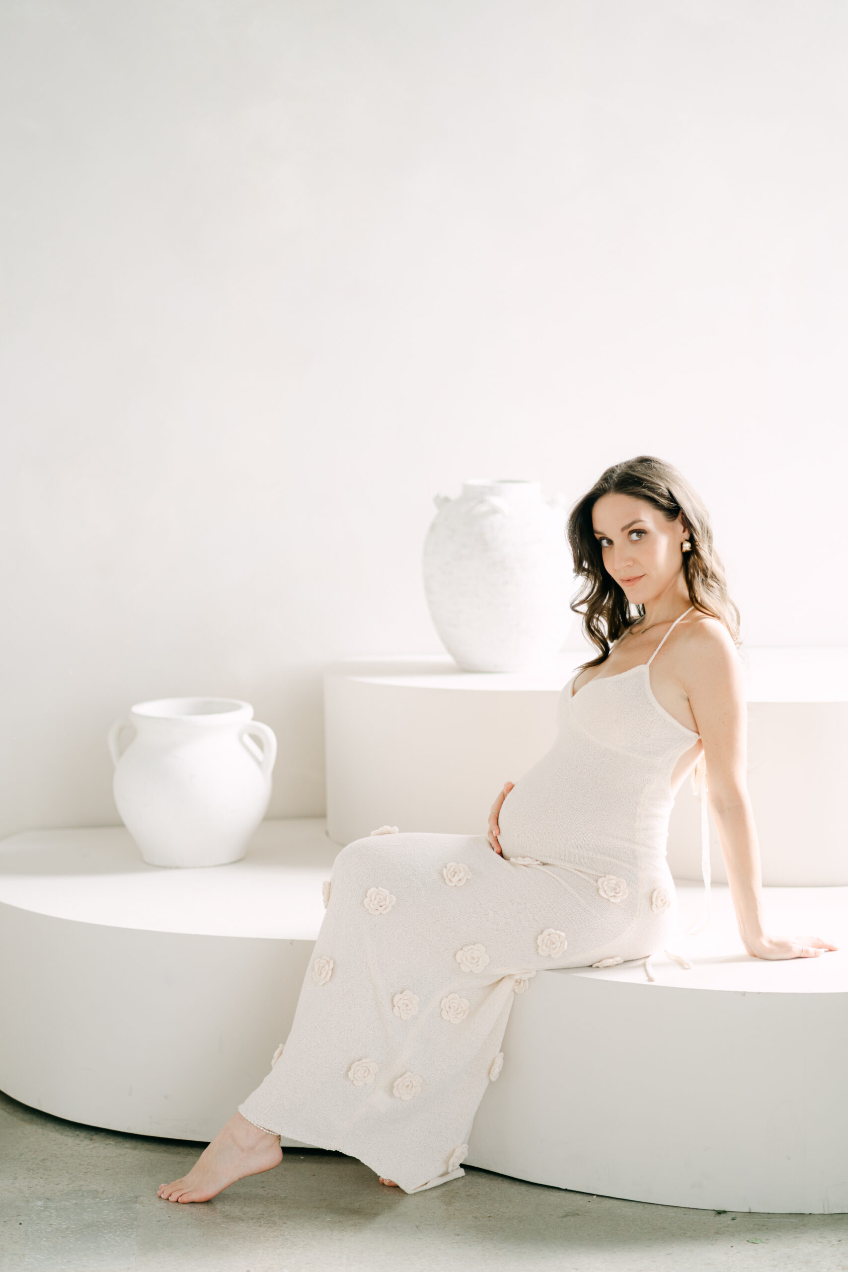Cozy maternity photos in Miami studio